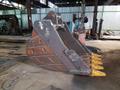 Прочный ковш экскаватора для скальных грунтов от Завода ковшей
